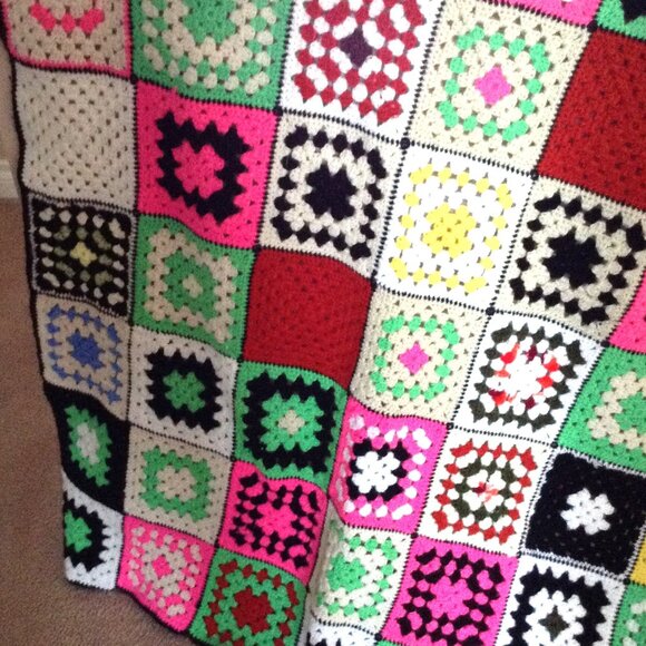 Handmade Crochet Blanket Throw Lap Afghan Granny Squares Multicolor 63" x 48" - Picture 2 of 5